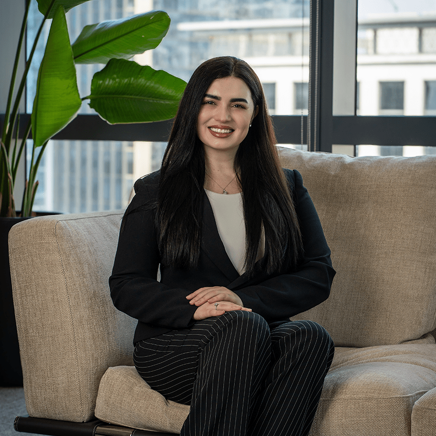 Dubai worker on the phone